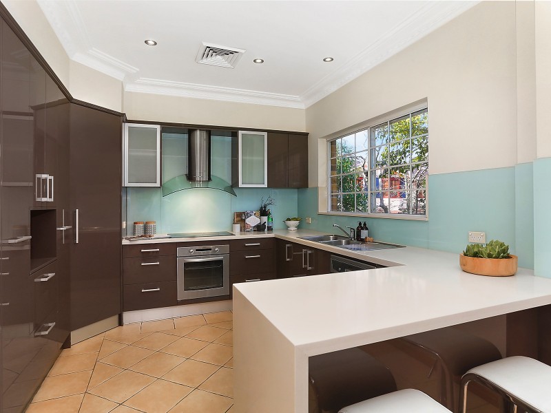 1 Glen-Ayr Avenue, Yowie Bay NSW 2228