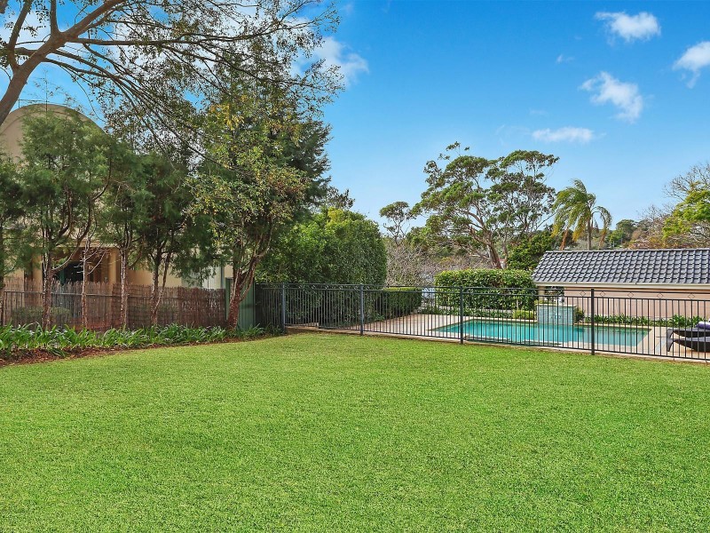 1 Glen-Ayr Avenue, Yowie Bay NSW 2228