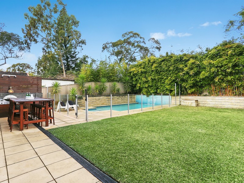10 Clifford Road, Miranda NSW 2228