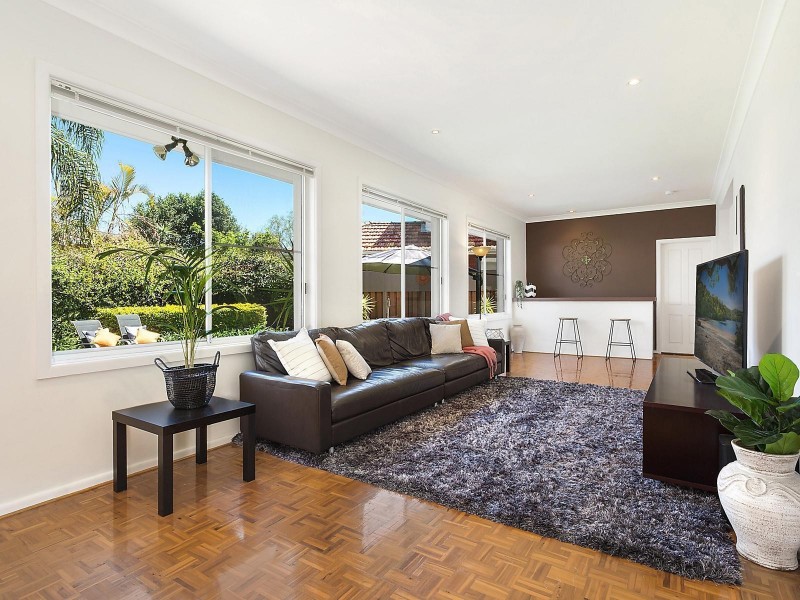 9 Clarence Crescent, Sylvania Waters NSW 2224