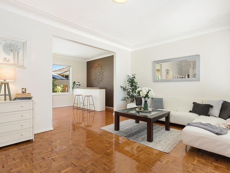 9 Clarence Crescent, Sylvania Waters NSW 2224