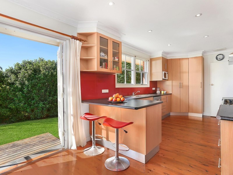 1 Sandra Place, Miranda NSW 2228