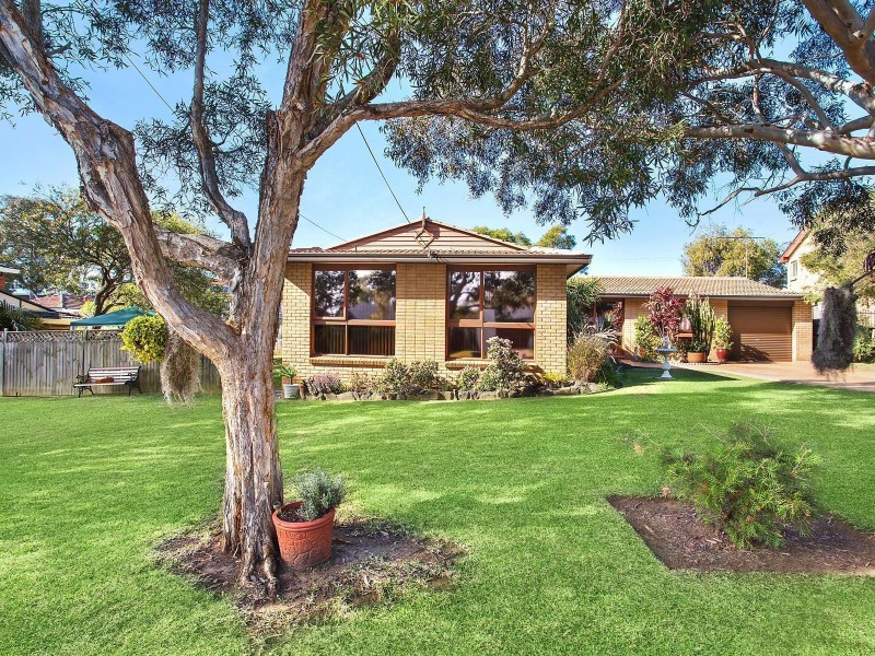 4 Poplar Place, Kirrawee NSW 2232