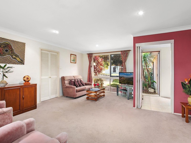 4 Poplar Place, Kirrawee NSW 2232