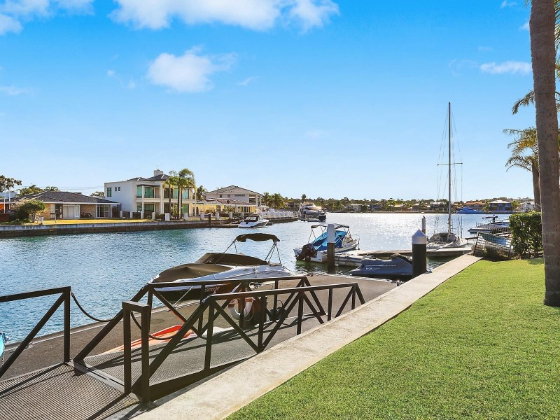 1 Hawkesbury Esplanade, Sylvania Waters NSW 2224