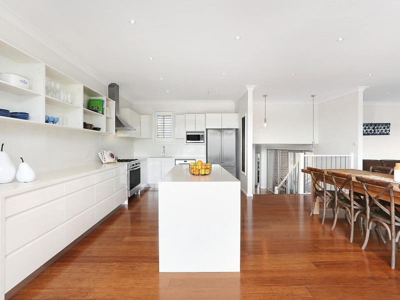 19 Easton Avenue, Sylvania NSW 2224