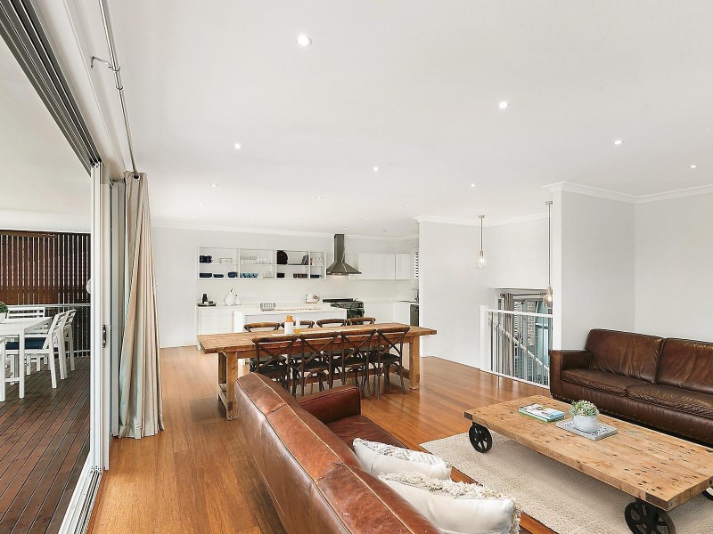 19 Easton Avenue, Sylvania NSW 2224