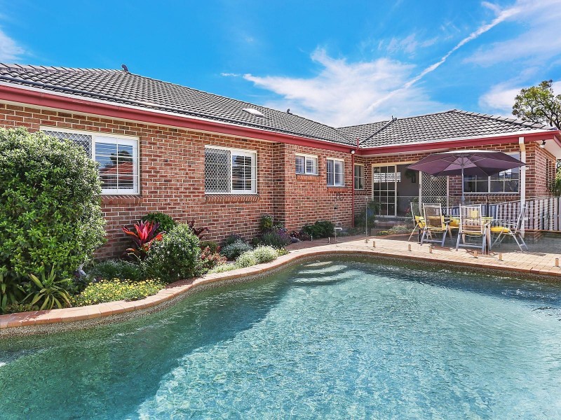 27 Lincoln Crescent, Bonnet Bay NSW 2226