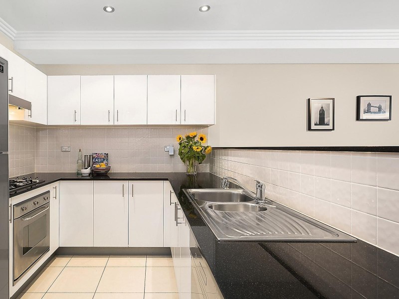 16/8 Wandella Road, Miranda NSW 2228