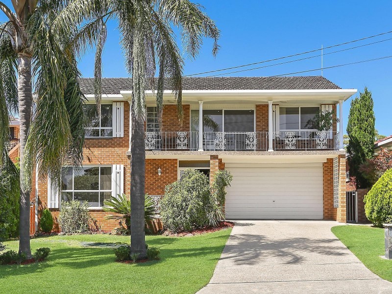 10 Meadow Place, Miranda NSW 2228