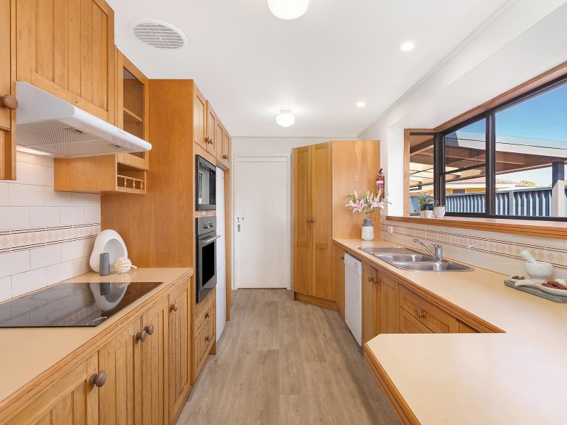 4 Bedford Place, Sylvania NSW 2224