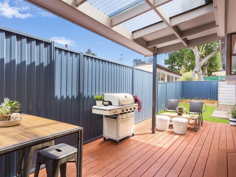 4 Bedford Place, Sylvania NSW 2224