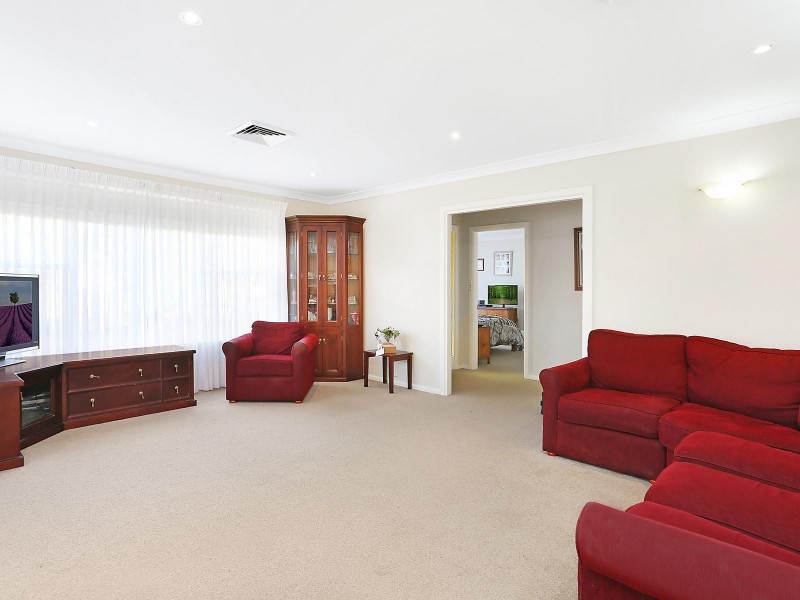 10 Bathurst Street, Gymea NSW 2227