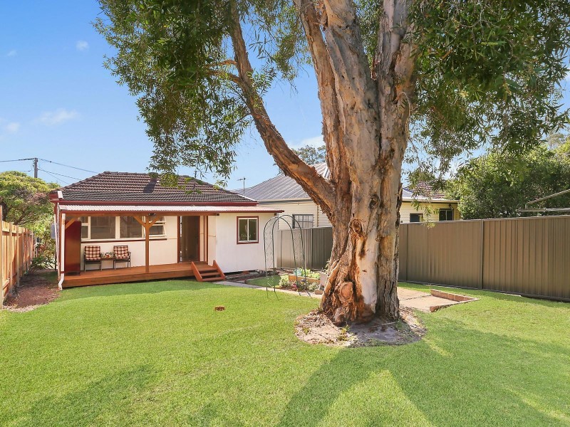 8 Mary Street, Jannali NSW 2226