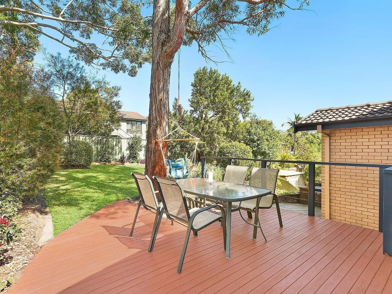 11 Peebles Avenue, Kirrawee NSW 2232