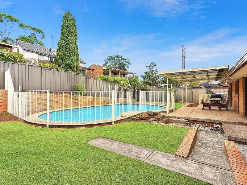 16 Atherton Road, Engadine NSW 2233