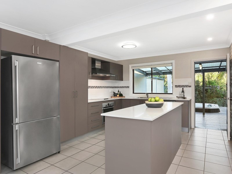 2 Gilbert Street, Sylvania NSW 2224