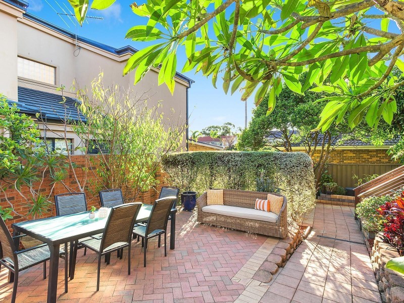 129 Holt Road, Taren Point NSW 2229