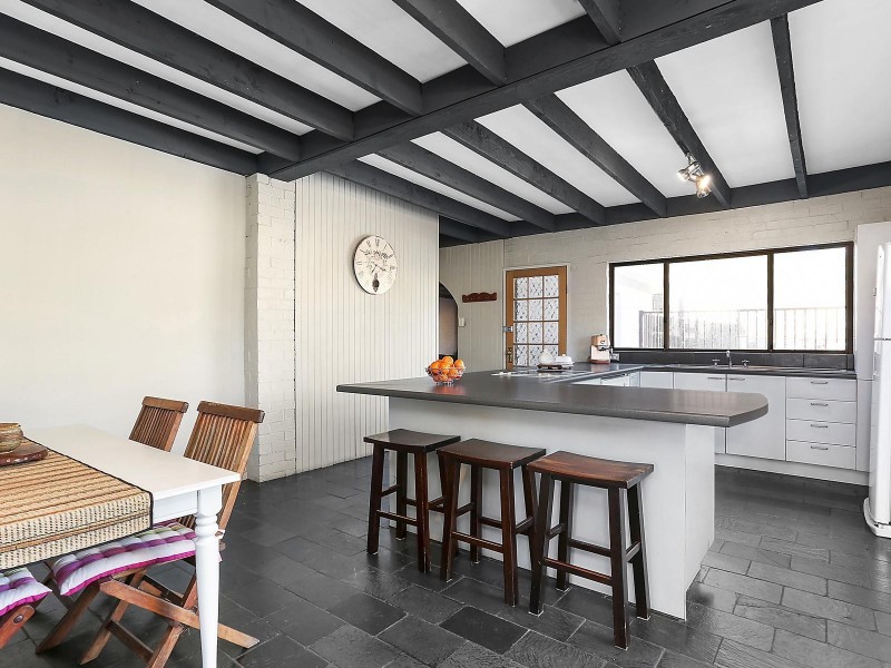 70 Melrose Avenue, Sylvania NSW 2224