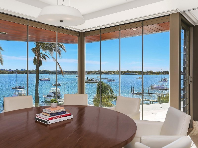 35 Holt Road, Taren Point NSW 2229