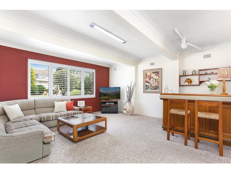 18 Hampton Road, Sylvania Waters NSW 2224