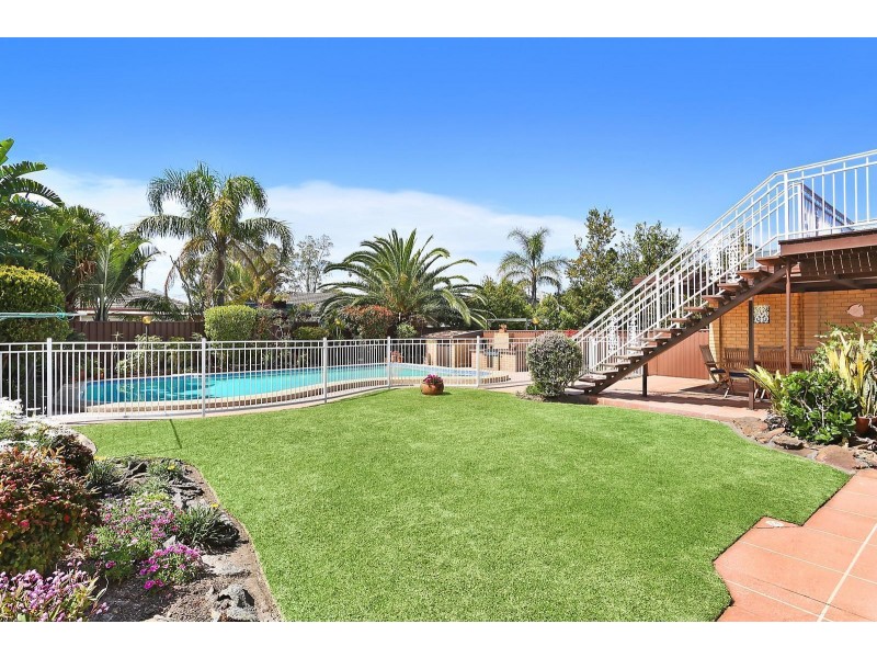 18 Hampton Road, Sylvania Waters NSW 2224