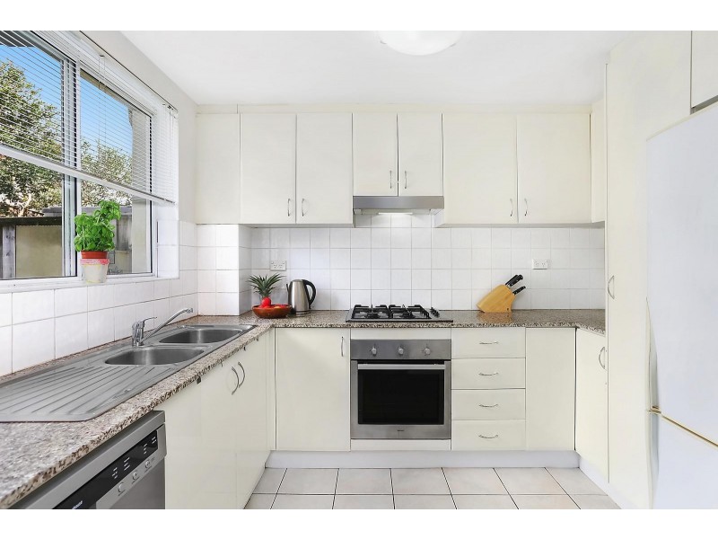 11/2 Mowbray Street, Sylvania NSW 2224