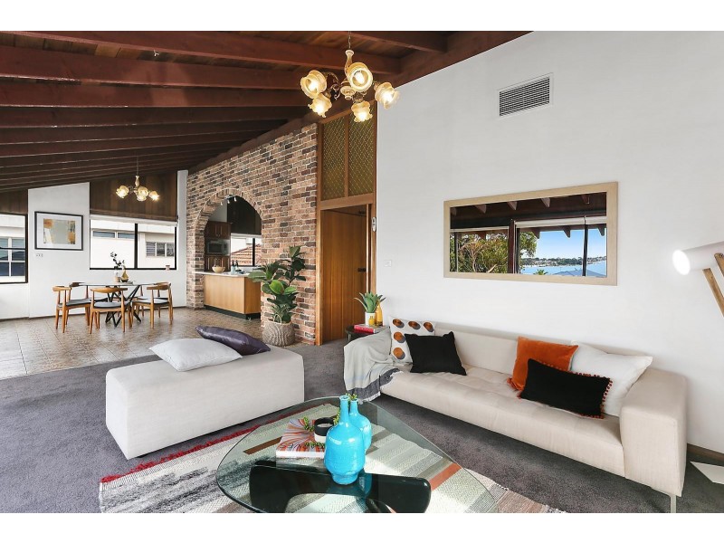 11 Clare Street, Sylvania NSW 2224