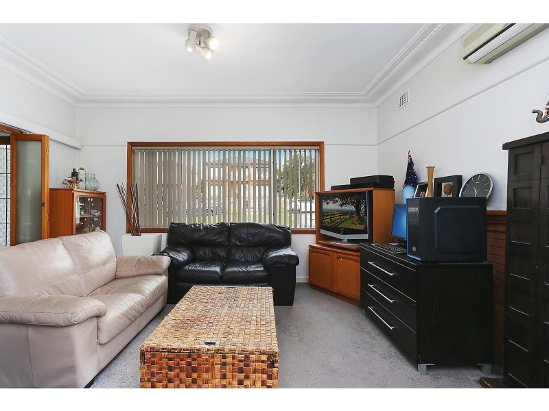 19 Dwyer Street, Gymea NSW 2227