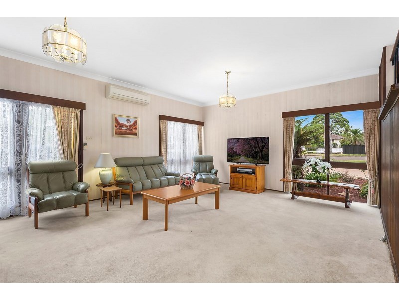 9 Silverwater Crescent, Miranda NSW 2228