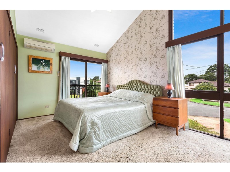9 Silverwater Crescent, Miranda NSW 2228
