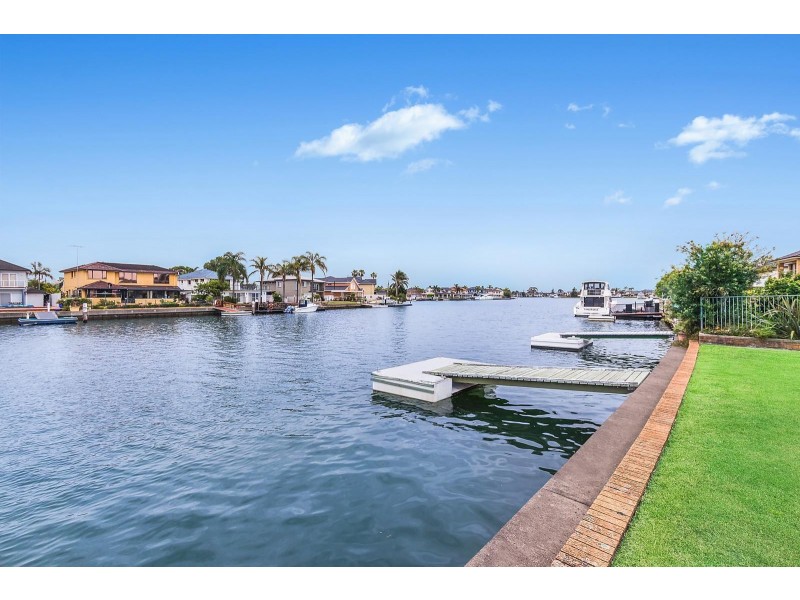 42 Roper Crescent, Sylvania Waters NSW 2224