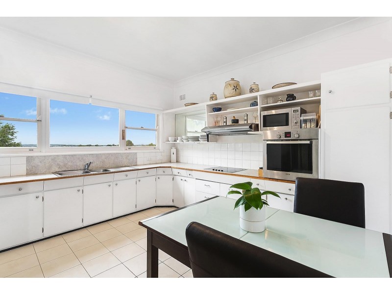 28 Venetia Street, Sylvania NSW 2224