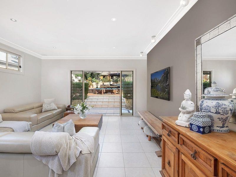 4 Clifford Road, Miranda NSW 2228