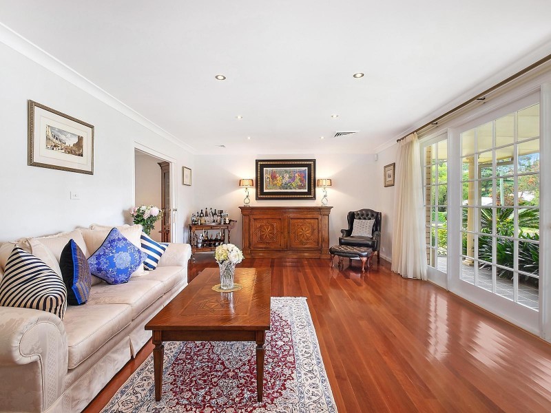 23 Essington Crescent, Sylvania NSW 2224