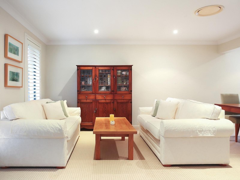 38 Leichhardt Crescent, Sylvania NSW 2224