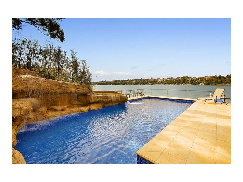 24 Kangaroo Point Road, Kangaroo Point NSW 2224