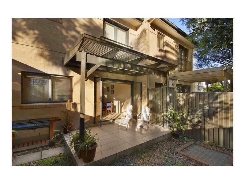 8/73 Denman Avenue, Woolooware NSW 2230