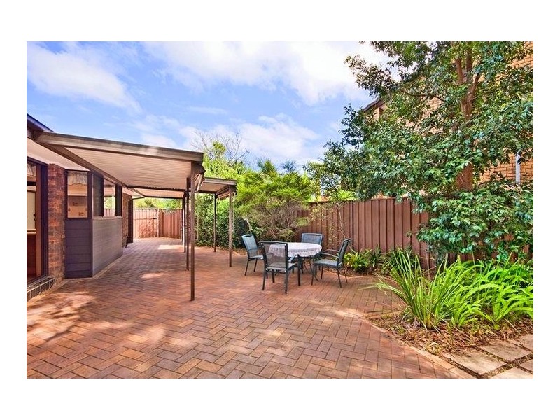 17 Portland Close, Illawong NSW 2234