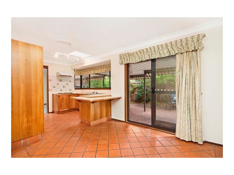 17 Portland Close, Illawong NSW 2234