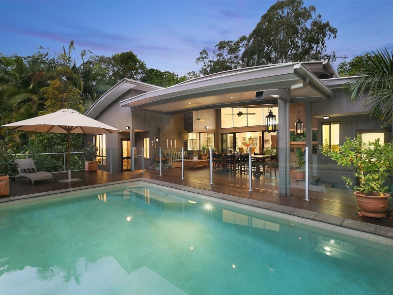 8 Pirianda Grove, Mons QLD 4556