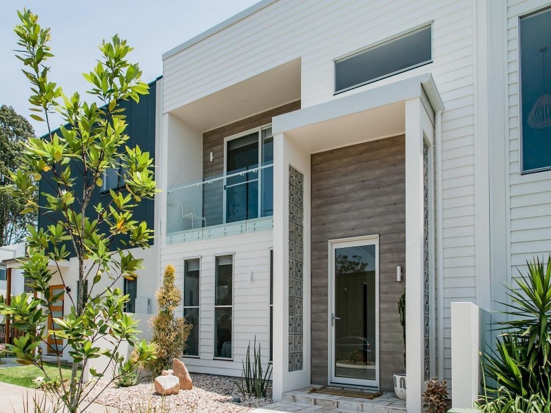 12 Hervey Chase, Maroochydore QLD 4558