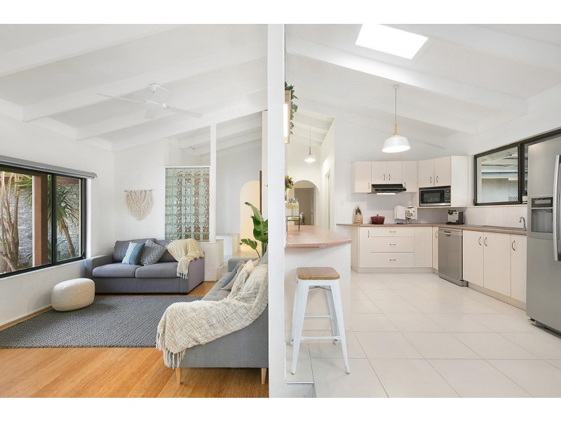 8 Jalumba Street, Maroochydore QLD 4558