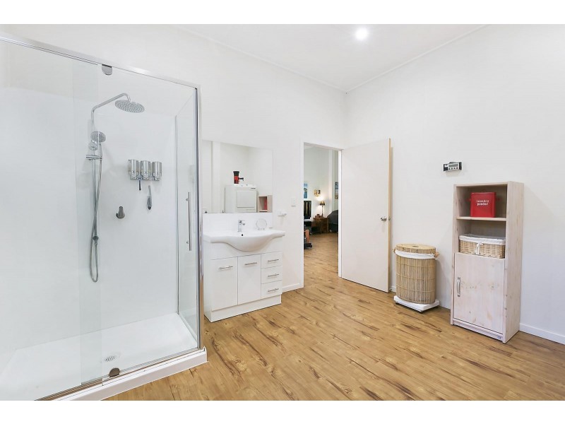 13 Mons School Road, Mons QLD 4556