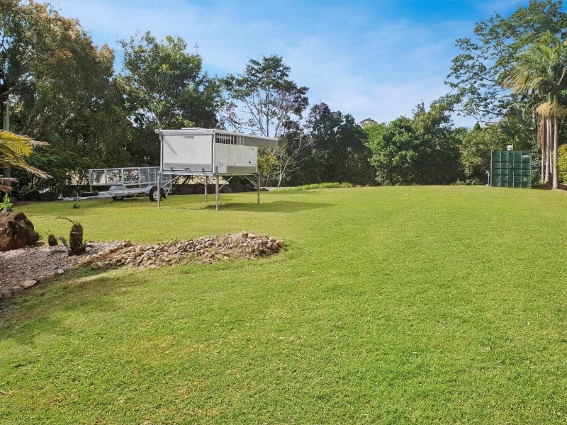 13 Mons School Road, Mons QLD 4556