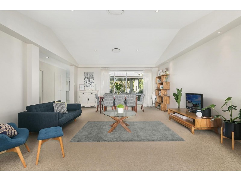 23 Augusta Circuit, Peregian Springs QLD 4573