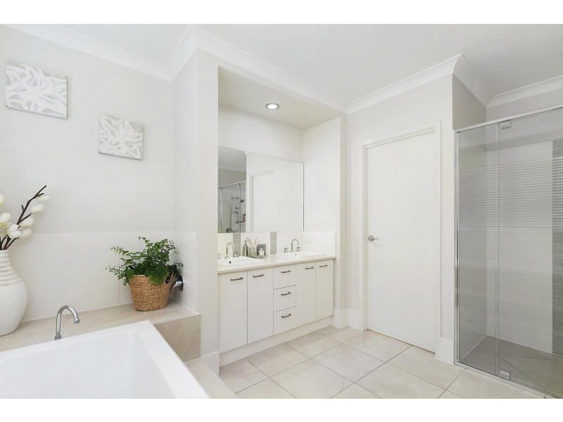 23 Augusta Circuit, Peregian Springs QLD 4573