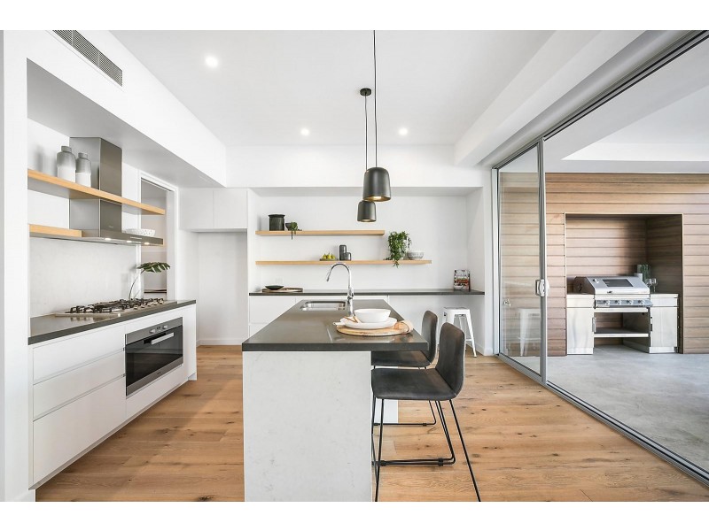 3/33 Edward Street, Alexandra Headland QLD 4572