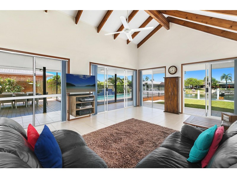 13 Aroona Avenue, Buddina QLD 4575