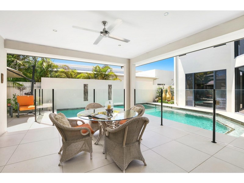 3 Cocos Court, Kawana Island QLD 4575